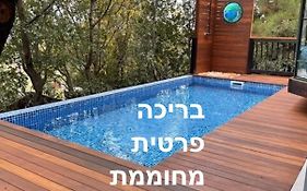 אור בראשית צימרים באמירים